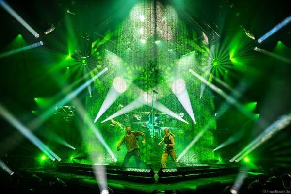 Lichtshow und Live-Performance-Trilogie "All Environments" von ROBE auf der Prolight + Sound 2023 in Frankfurt