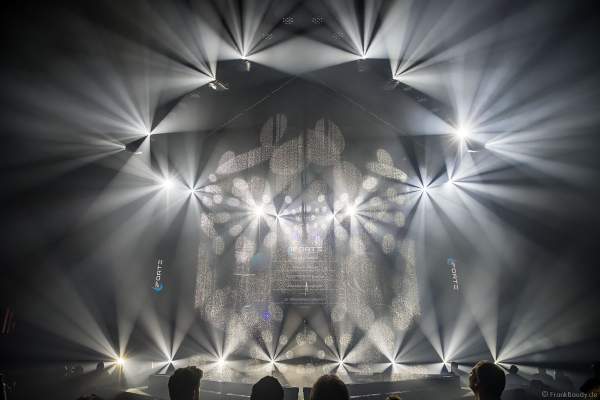 Licht- und Demoshow "Voice of God" - Präsentation der einzelnen Produkte von ROBE auf der Prolight + Sound 2023 in Frankfurt