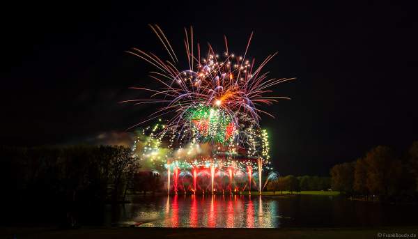 Feuerwerk bei RHEIN IN FLAMMEN 2023 in Bonn/Rheinaue (von Weco Feuerwerk)
