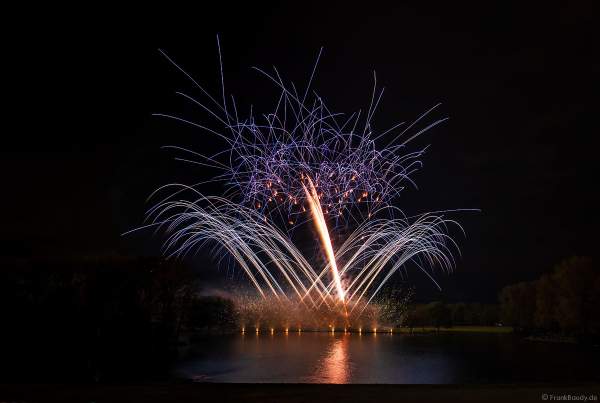 Feuerwerk bei RHEIN IN FLAMMEN 2023 in Bonn/Rheinaue (von Weco Feuerwerk)