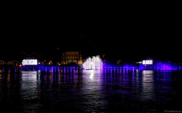 Lichtshow ODE-AN-DIE-DEMOKRATIE in Frankfurt beim Paulskirchenfest 2023