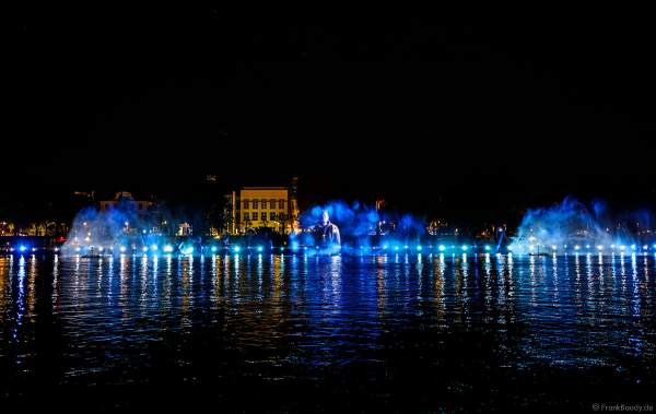 Lichtshow ODE-AN-DIE-DEMOKRATIE in Frankfurt beim Paulskirchenfest 2023