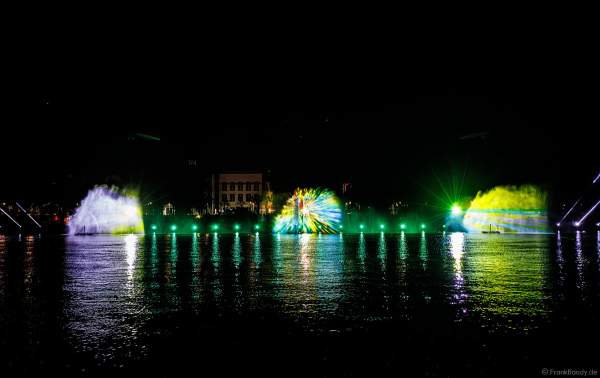 Lichtshow ODE-AN-DIE-DEMOKRATIE in Frankfurt beim Paulskirchenfest 2023