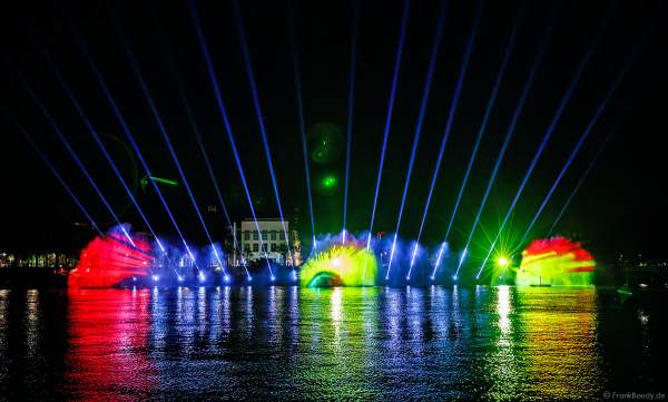 Lichtshow ODE-AN-DIE-DEMOKRATIE in Frankfurt beim Paulskirchenfest 2023