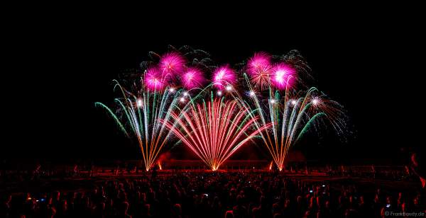 Beisel Pyrotechnik beim Internationalen Feuerwerkswettbewerb in Hannover - Herrenhäuser Gärten 2023