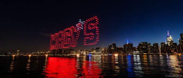 Drohnenshow am 4. Juli beim Unabhängigkeitstag in New York City / Drones - Macy's Fourth of July Fireworks - NYC - Independence Day Celebrations 2023