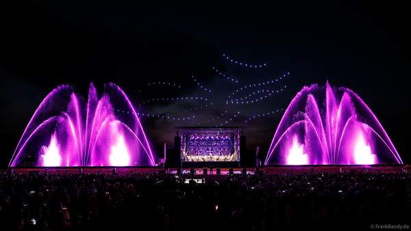 Die große Drohnenshow „Sommertraum“ zur Live-Musik des Philharmonischen Orchester Straßburg beim Festival Vents d’Est