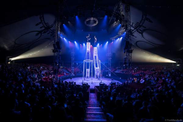 Todesrad-Action im The Traumatica Circus: APOCALYPSE - beim Festival of Fear 2023, Horror-Event an Halloween im Europa-Park Erlebnis-Resort in Rust