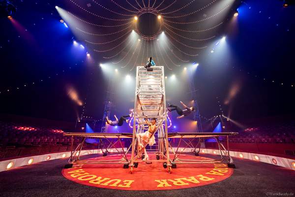 WINTER ZIRKUS REVUE während der Wintersaison 2023/2024 im Europa-Park