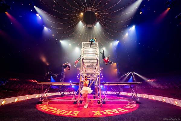 WINTER ZIRKUS REVUE während der Wintersaison 2023/2024 im Europa-Park