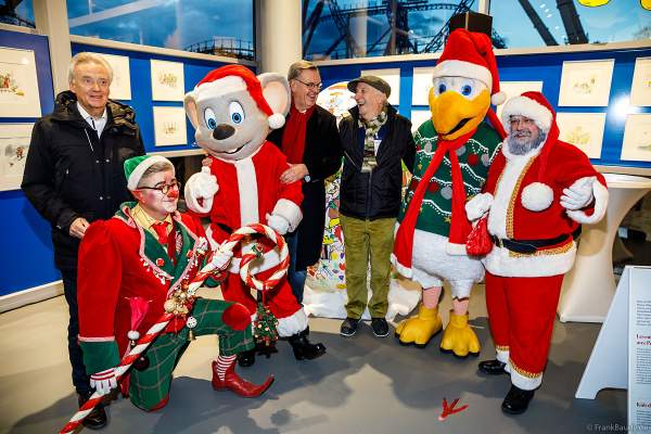 Ausstellung von Peter-Gaymann - Da-lachen-ja-die-Huehner - während der Wintersaison 2023/2024 im Europa-Park