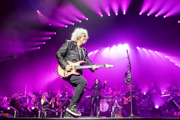 Steven-Lukather der Gruppe Toto bei Night of the Proms 2023 in der SAP Arena Mannheim