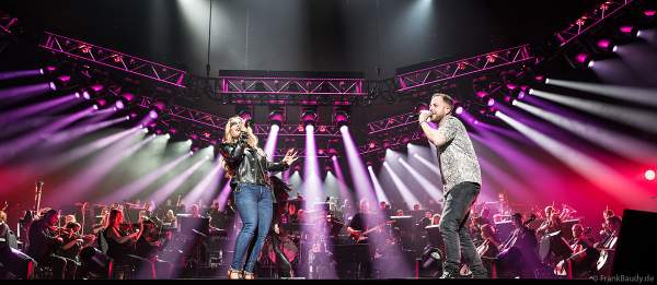 Anastacia im Duett mit James Morrison bei NIGHT OF THE PROMS 2023 in der SAP Arena Mannheim