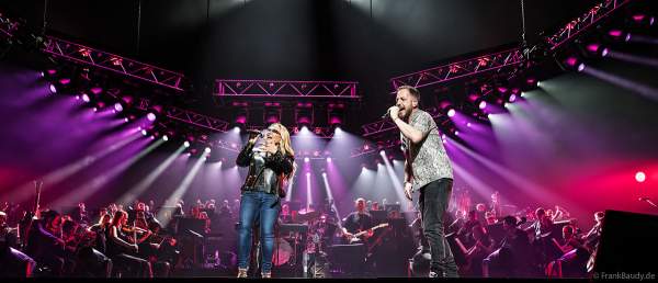 Anastacia im Duett mit James Morrison bei NIGHT OF THE PROMS 2023 in der SAP Arena Mannheim