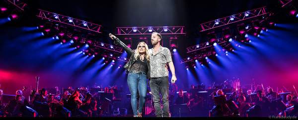 Anastacia im Duett mit James Morrison bei NIGHT OF THE PROMS 2023 in der SAP Arena Mannheim