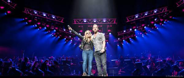 Anastacia im Duett mit James Morrison bei NIGHT OF THE PROMS 2023 in der SAP Arena Mannheim