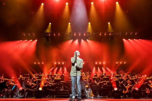 Die deutsche Band Camouflage bei NIGHT OF THE PROMS 2023 in der SAP Arena Mannheim