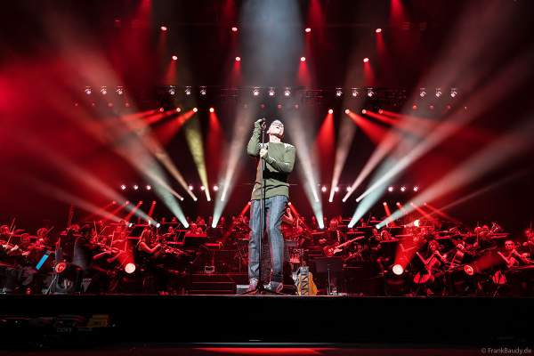 Die deutsche Band Camouflage bei NIGHT OF THE PROMS 2023 in der SAP Arena Mannheim