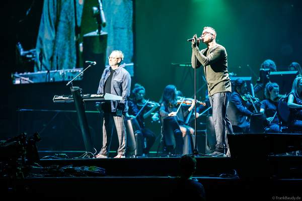 Die deutsche Band Camouflage bei NIGHT OF THE PROMS 2023 in der SAP Arena Mannheim