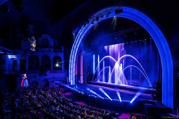 Weihnachtsshow "La Féerie des Eaux" 2023 im Pariser Kino LE GRAND REX zum 100-jährigen Jubiläum von Walt Disney mit einer phänomenalen Wassershow und dem neuen Film Wish