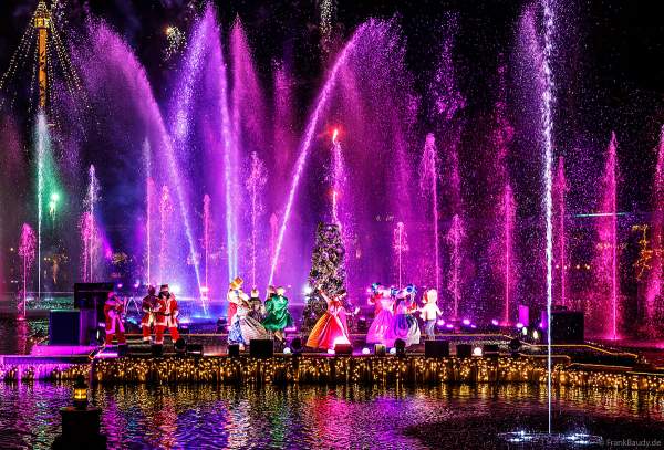 Festliche Weihnachtswassershow JOSEFINAS WINTERREISE im Europa-Park