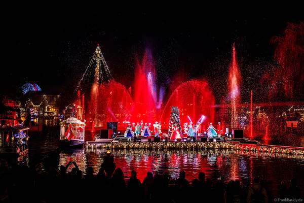 Festliche Weihnachtswassershow JOSEFINAS WINTERREISE im Europa-Park