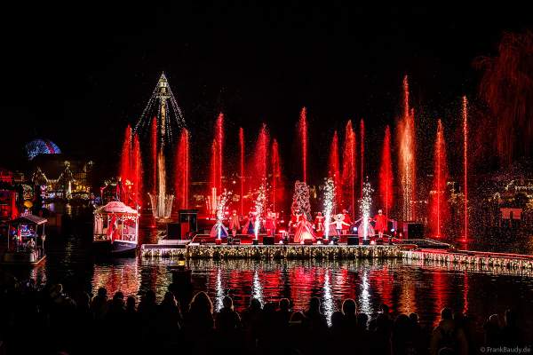 Festliche Weihnachtswassershow JOSEFINAS WINTERREISE im Europa-Park