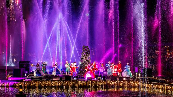Festliche Weihnachtswassershow JOSEFINAS WINTERREISE im Europa-Park