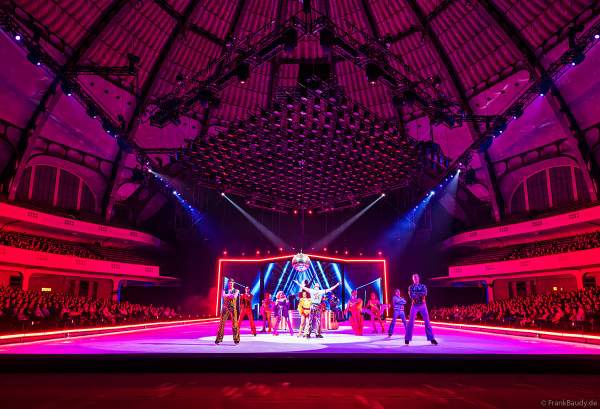 HOLIDAY ON ICE feiert mit NO LIMITS 80 Jahre unvergessliche Eis-Shows in der Festhalle in Frankfurt am 10.01.2024