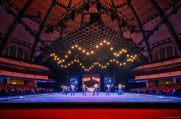 HOLIDAY ON ICE feiert mit NO LIMITS 80 Jahre unvergessliche Eis-Shows in der Festhalle in Frankfurt am 10.01.2024