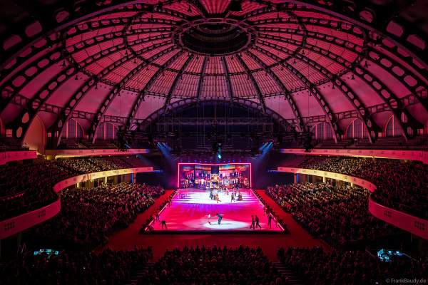 HOLIDAY ON ICE feiert mit NO LIMITS 80 Jahre unvergessliche Eis-Shows in der Festhalle in Frankfurt am 10.01.2024