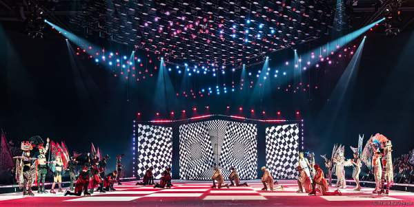 HOLIDAY ON ICE feiert mit NO LIMITS 80 Jahre unvergessliche Eis-Shows