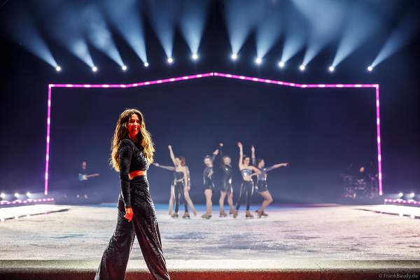 HOLIDAY ON ICE feiert mit Vanessa Mai und dem Spektakel NO LIMITS 80 Jahre unvergessliche Eis-Shows in der Festhalle in Frankfurt am 10.01.2024