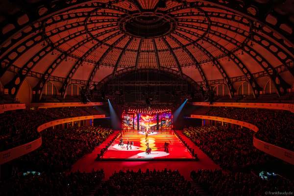 HOLIDAY ON ICE feiert mit NO LIMITS 80 Jahre unvergessliche Eis-Shows in der Festhalle in Frankfurt am 10.01.2024