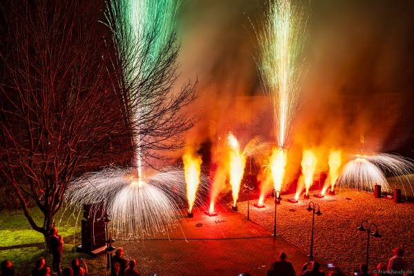 Pyro- und Feuerwerksshow von Rainer Apel Feuerwerk in Zusammenarbeit mit Pyrotechnik im Quadrat auf der Pyro Technology Conference 2024