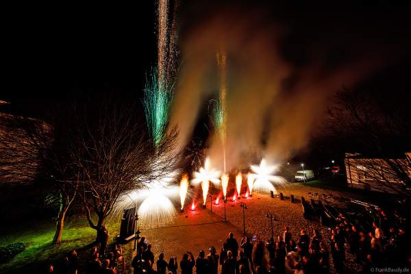 Pyro- und Feuerwerksshow von Rainer Apel Feuerwerk in Zusammenarbeit mit Pyrotechnik im Quadrat auf der Pyro Technology Conference 2024