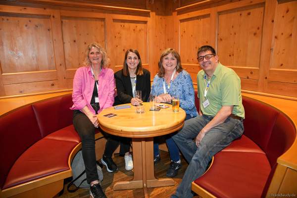 Gemütliche Abschlussparty - Closing Party bei der Pyro Technology Conference 2024