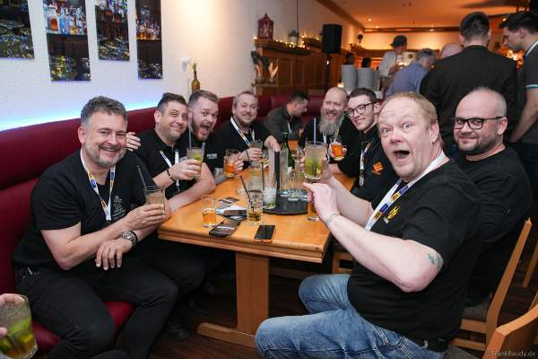 Gemütliche Abschlussparty - Closing Party bei der Pyro Technology Conference 2024