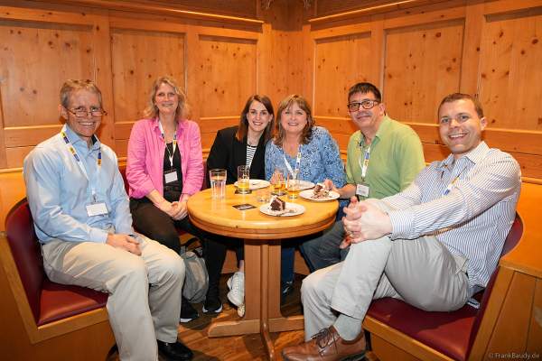 Gemütliche Abschlussparty - Closing Party bei der Pyro Technology Conference 2024