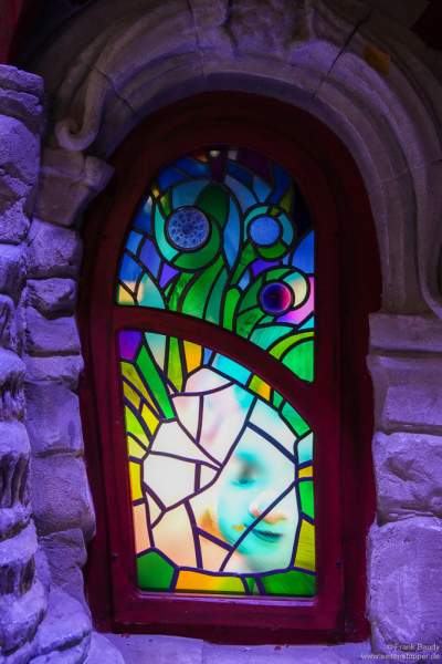 Die märchenhafte Edelstein-Grotte am Ende des Yomi Abenteuer Trail im Europa-Park