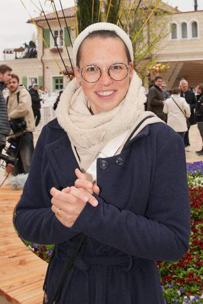 Schweizer Pop- und Soulsängerin Stefanie Heinzmann bei der Premiere der neuen Achterbahn VOLTRON NEVERA POWERED BY RIMAC im Europa-Park