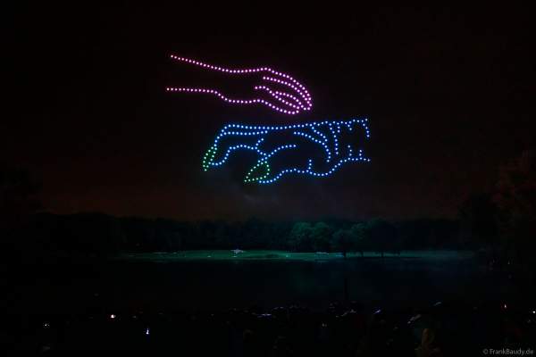 Rhein in Flammen in Bonn/Rheinaue 2024 mit einer Drohnenshow/Lichtshow