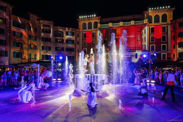 Sommershow Colossal – 20 Jahre Colosseo im Europa-Park mit Wasserspielen und Videomapping - Hotel Colosseo