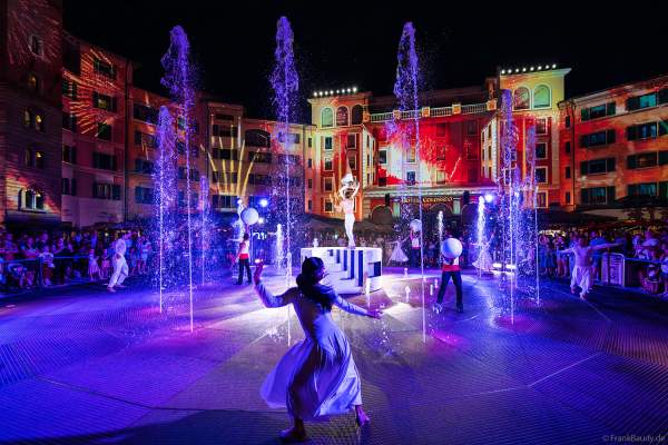 Sommershow Colossal – 20 Jahre Colosseo im Europa-Park mit Wasserspielen und Videomapping - Hotel Colosseo