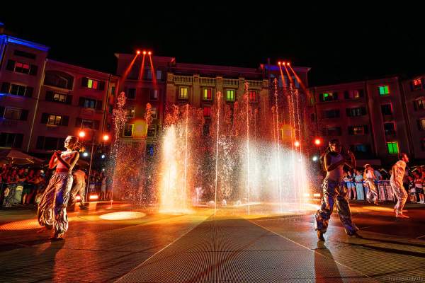 Sommershow Colossal – 20 Jahre Colosseo im Europa-Park mit Wasserspielen und Videomapping - Hotel Colosseo