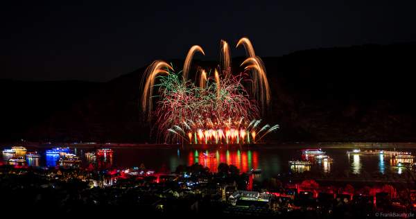 Musikfeuerwerk LEGENDS rockt bei Rhein in Flammen in Oberwesel 2024