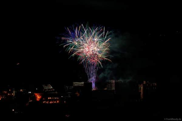 Feuerwerk auf Burg Rheinfels bei Rhein in Flammen 2024 in Sankt Goar gegenüber dem Loreley Felsen