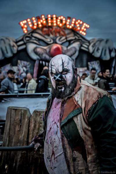 Grauenhafte Gestalten, Hexen und Zombies erwarten Dich bei Traumatica - Festival of Fear - 2024 im Europa-Park