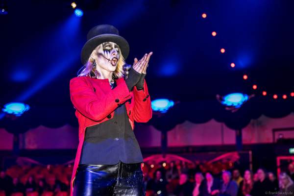 Spektakuläre Traumatica Eis-Show TRUTH OR DARE beim Festival of Fear - 2024 im Europa-Park