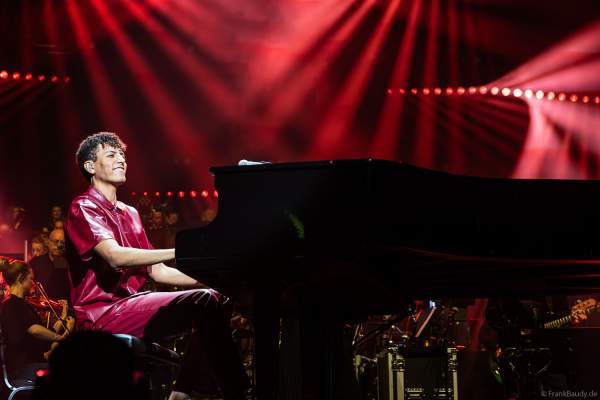 Louis Philippson bei Night of the Proms 2024 in der SAP Arena Mannheim